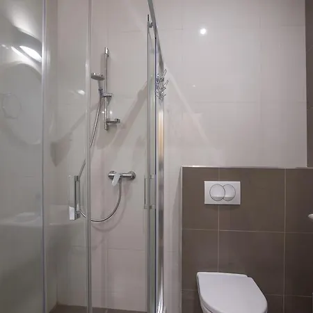Teona Modern Central Апартаменти