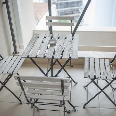 Apartment Teona Modern Central