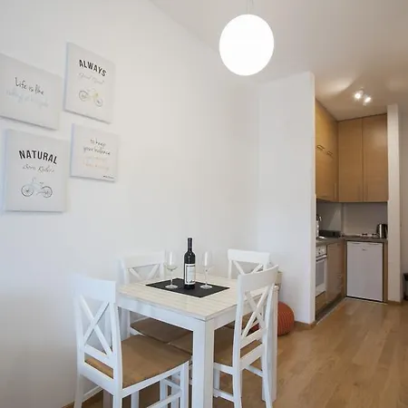 Apartment Teona Modern Central *