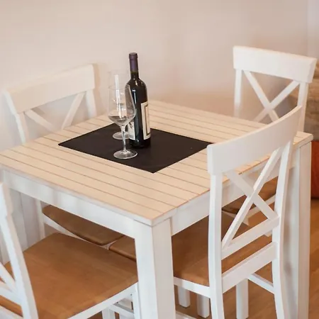Teona Modern Central Apartment Budva